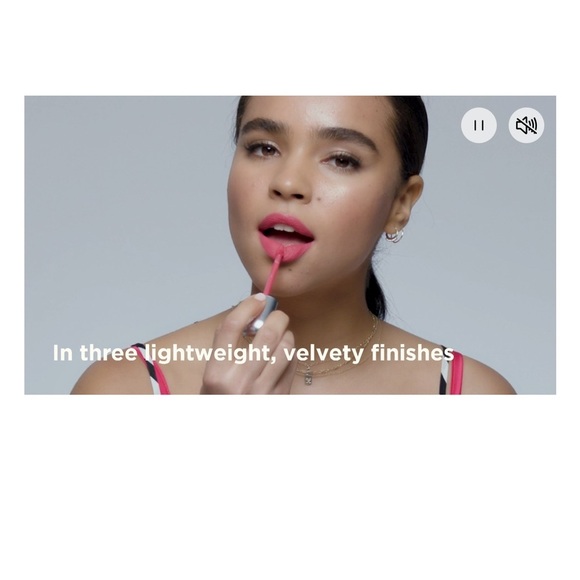 Revlon Ultra HD Moisturizing and Velvety Matte Lipstick, 640 Embrace - Picture 5 of 5